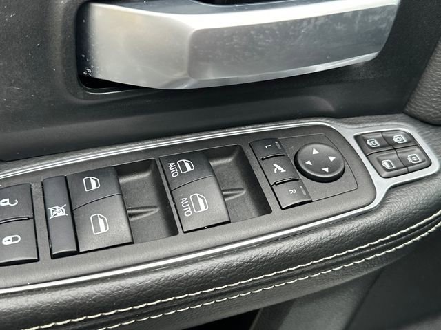 Used 2024 RAM 2500 Big Horn w/ Sport Appearance Package image 23