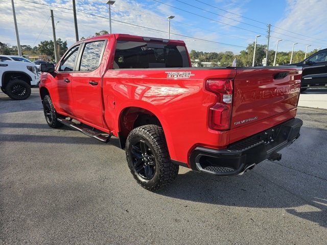 Used 2024 Chevrolet Silverado 1500 LT Trail Boss w/ Convenience Package II image 3