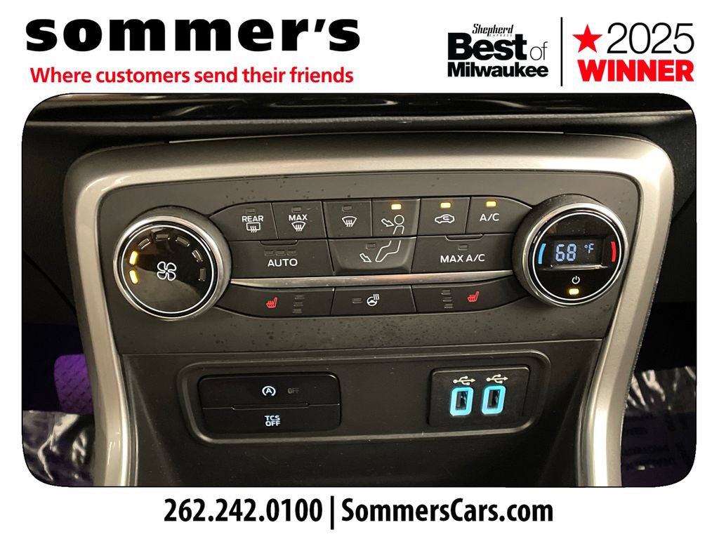 Used 2022 Ford EcoSport Titanium AWD/4WD image 16