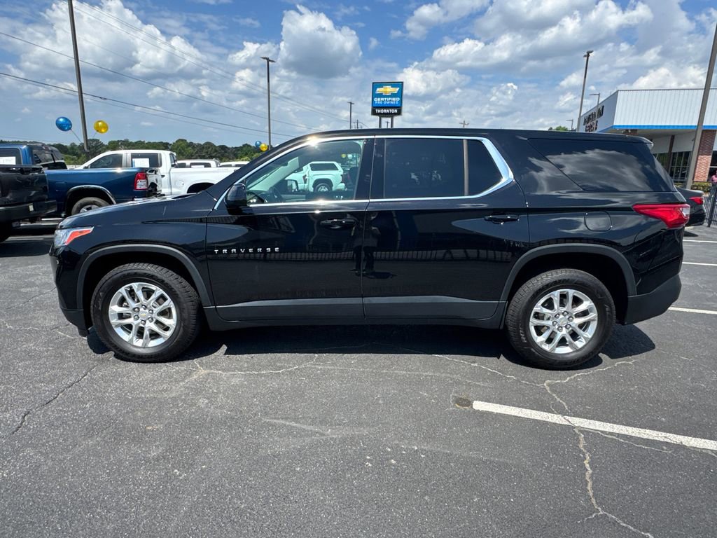 Used 2021 Chevrolet Traverse LS FWD image 9