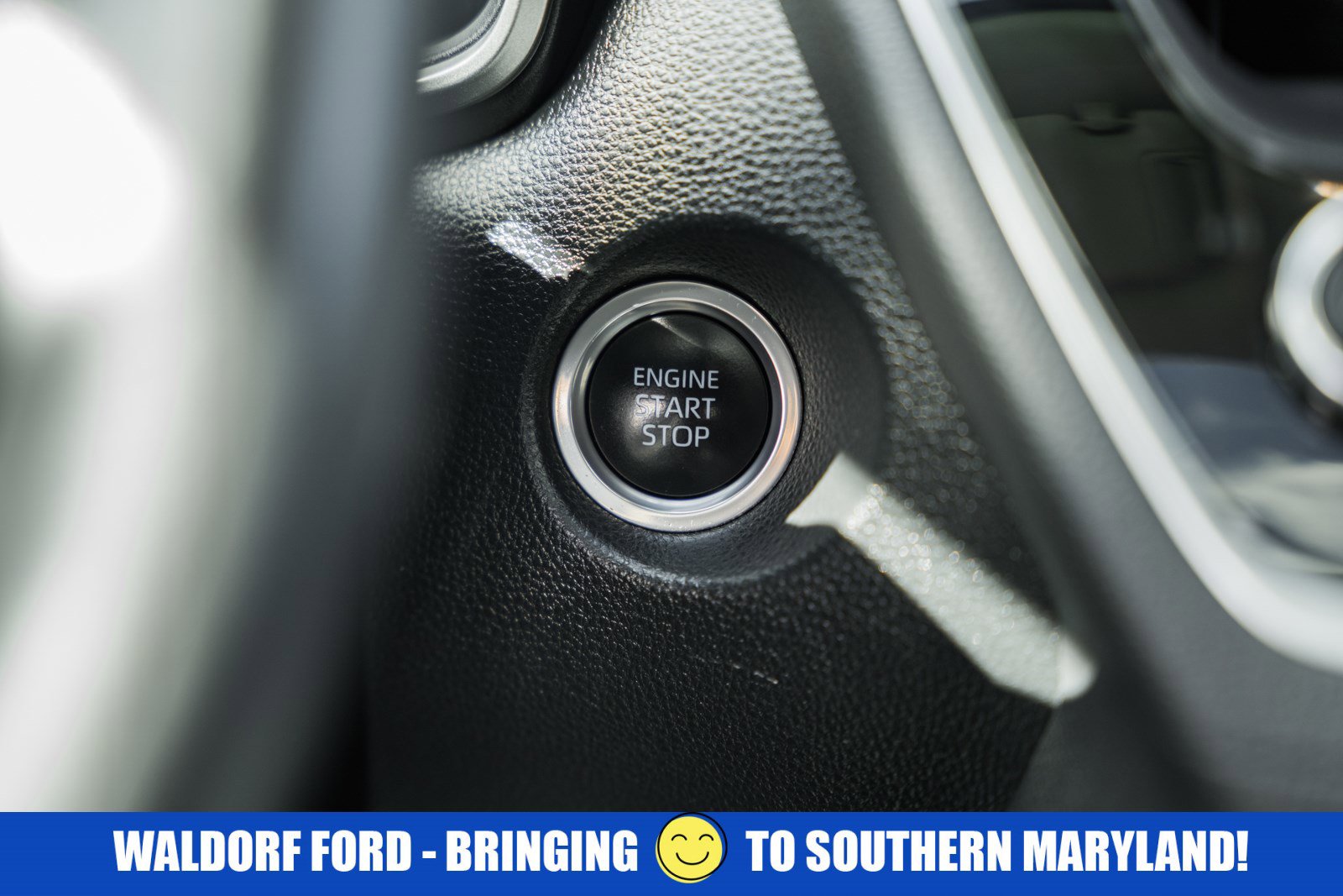 Used 2023 Toyota Corolla Cross XLE w/ Convenience Package image 27