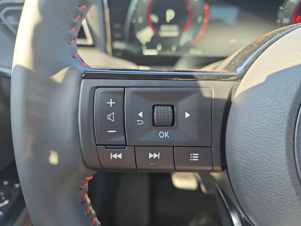 New 2026 Nissan Kicks SR FWD image 21