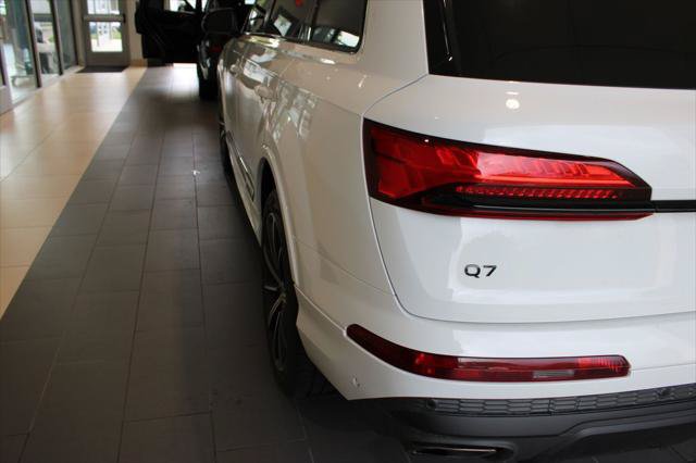 Certified 2025 Audi Q7 2.0T Premium Plus AWD/4WD image 52