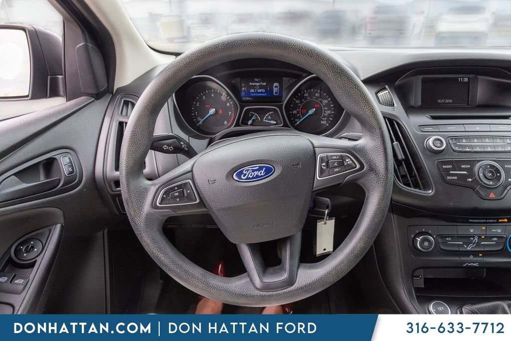 Used 2017 Ford Focus S image 5