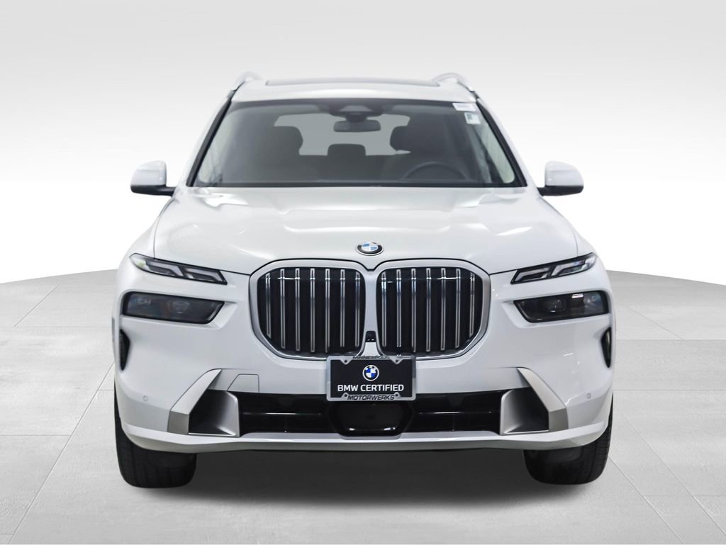 Used 2024 BMW X7 xDrive40i w/ Premium Package image 8