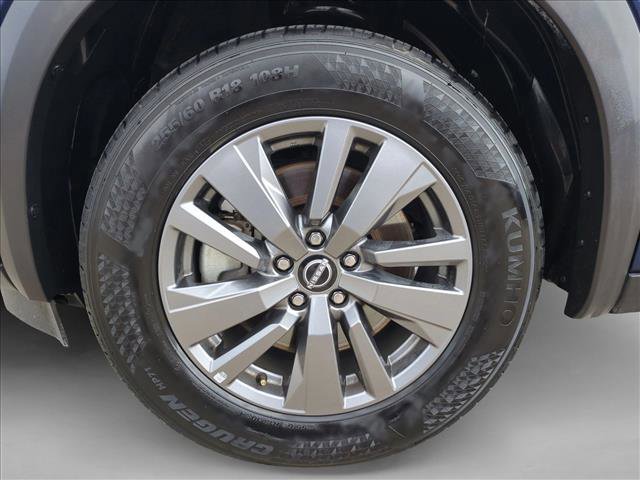 Used 2025 Nissan Pathfinder SV image 24