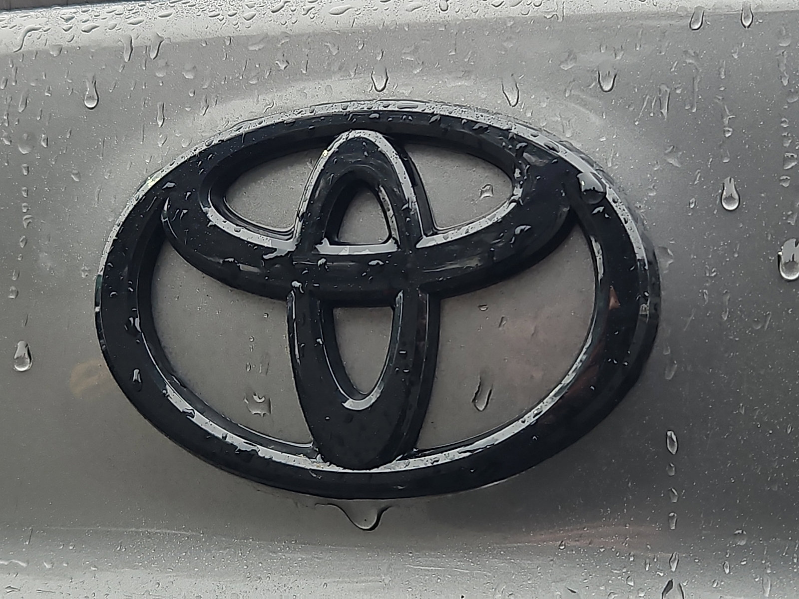 Used 2025 Toyota Camry SE image 30