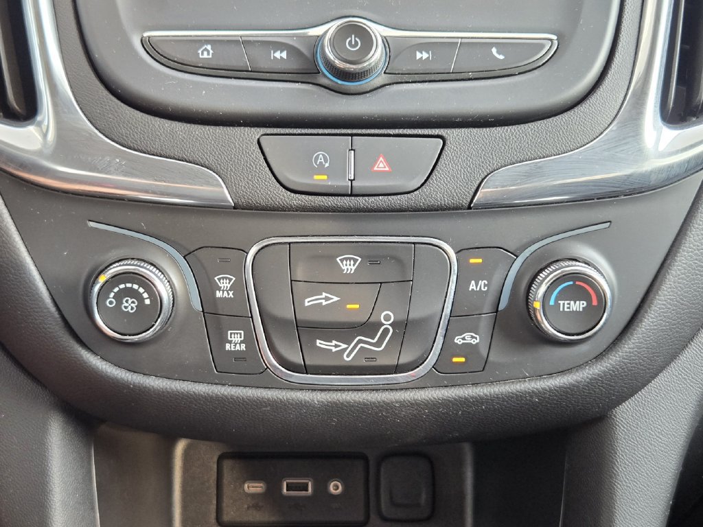 Used 2023 Chevrolet Equinox LT w/ LPO, Floor Liner Package AWD/4WD image 19