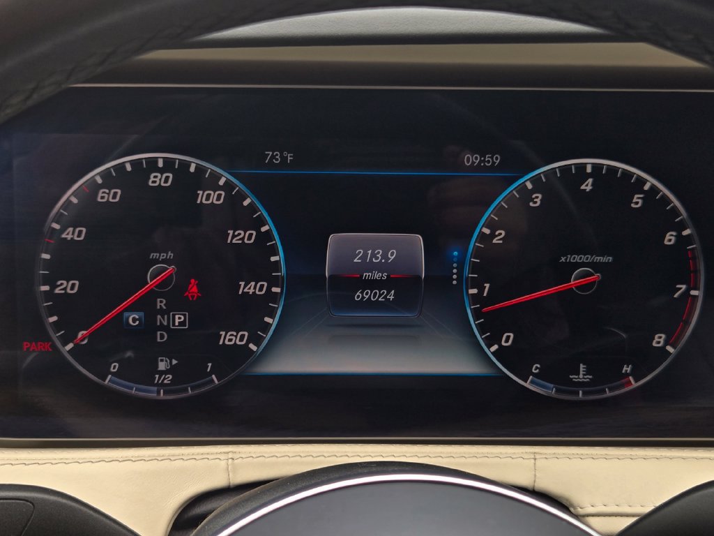 Used 2018 Mercedes-Benz S 560 Sedan image 35