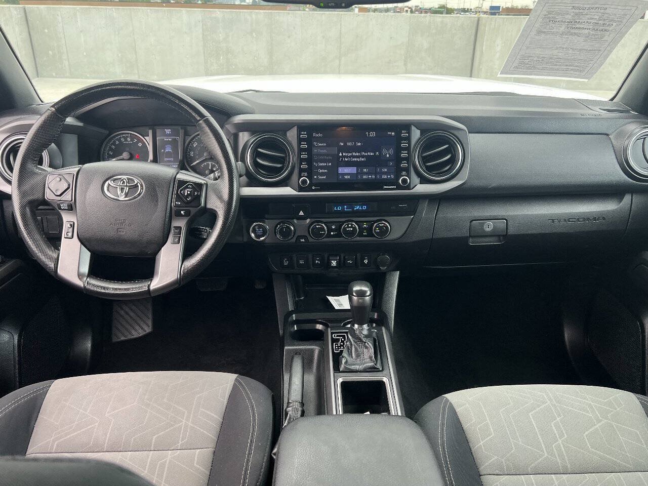Used 2021 Toyota Tacoma TRD Off-Road w/ Technology Package AWD/4WD image 16