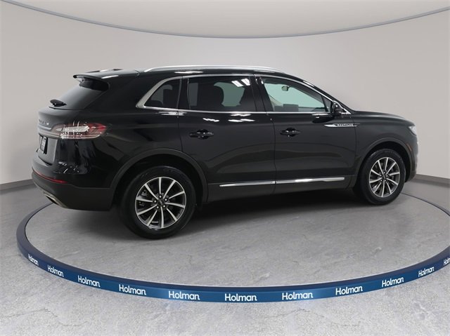 Certified 2022 Lincoln Nautilus AWD image 5