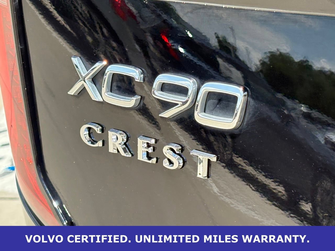 Certified 2025 Volvo XC90 B6 Plus AWD/4WD image 11