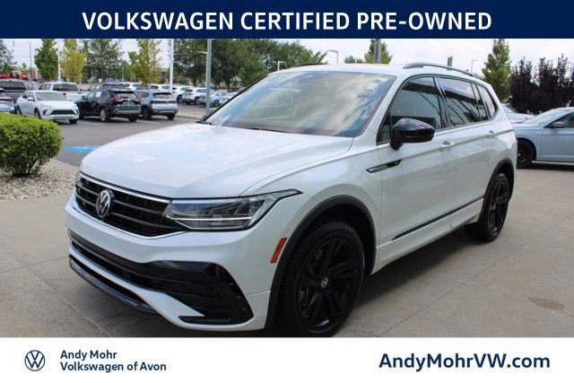 Used 2023 Volkswagen Tiguan SE R-Line FWD image 3