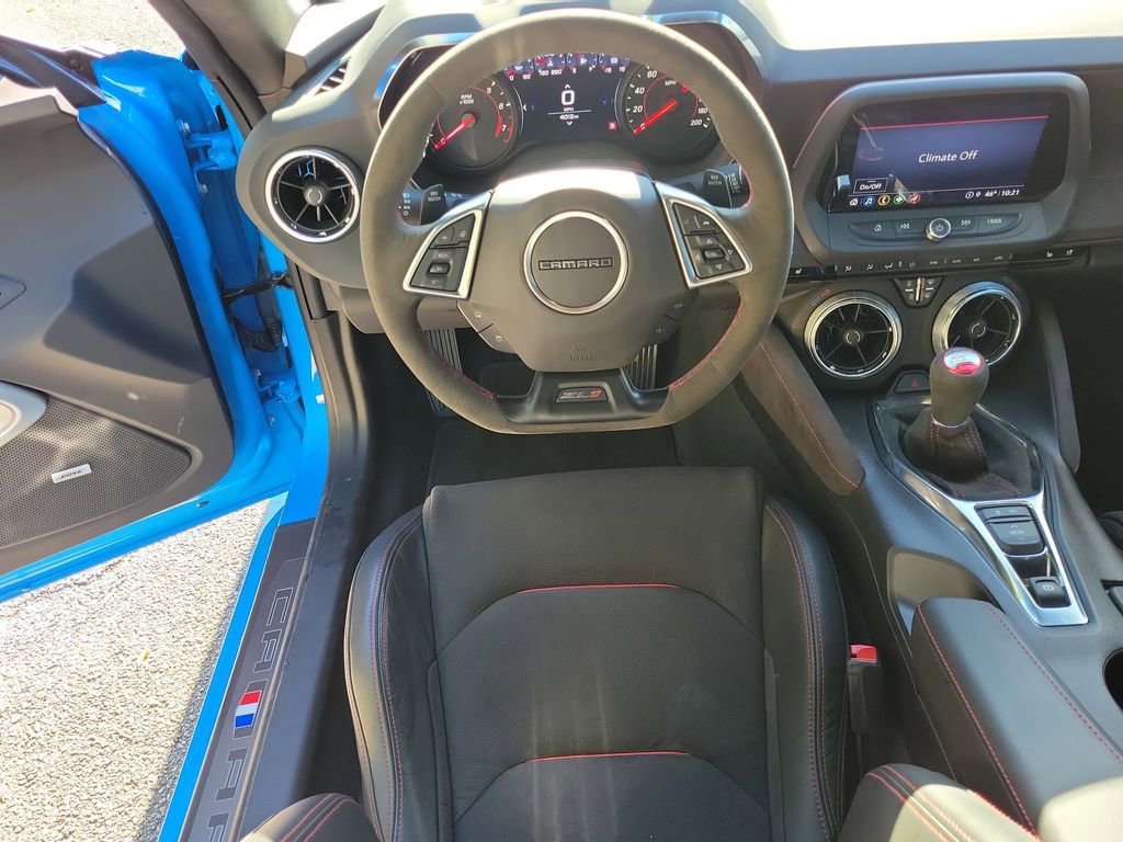 Used 2022 Chevrolet Camaro ZL1 image 20