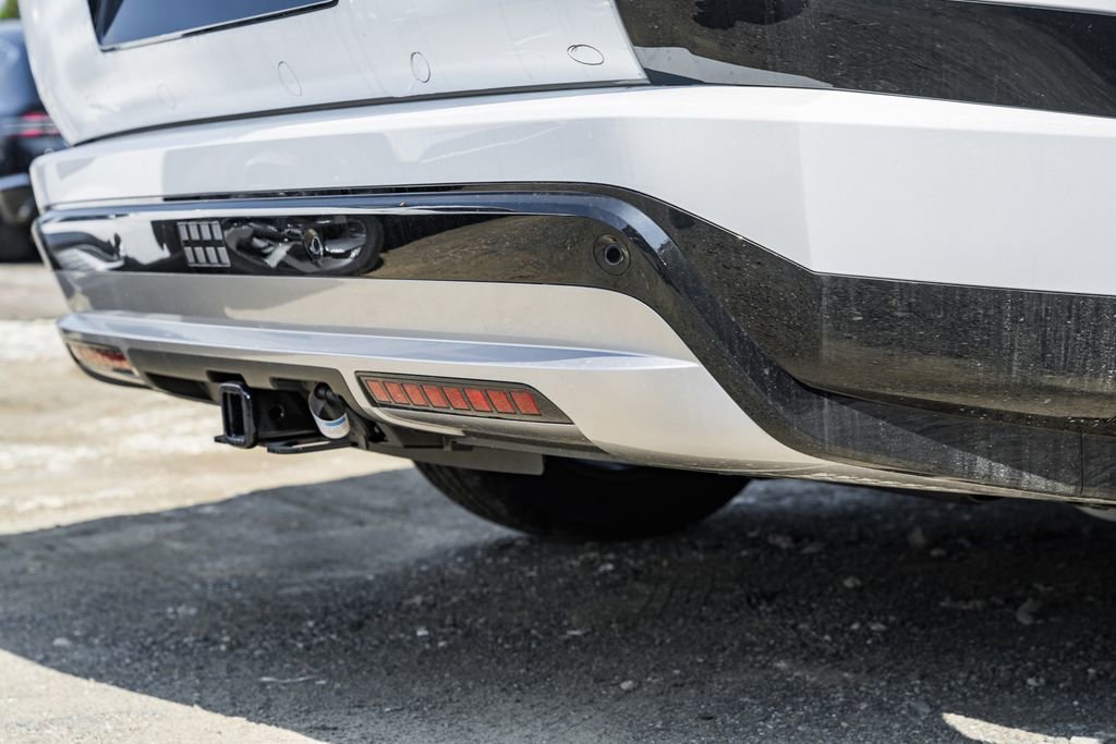 New 2026 Hyundai Ioniq 9 SEL image 8