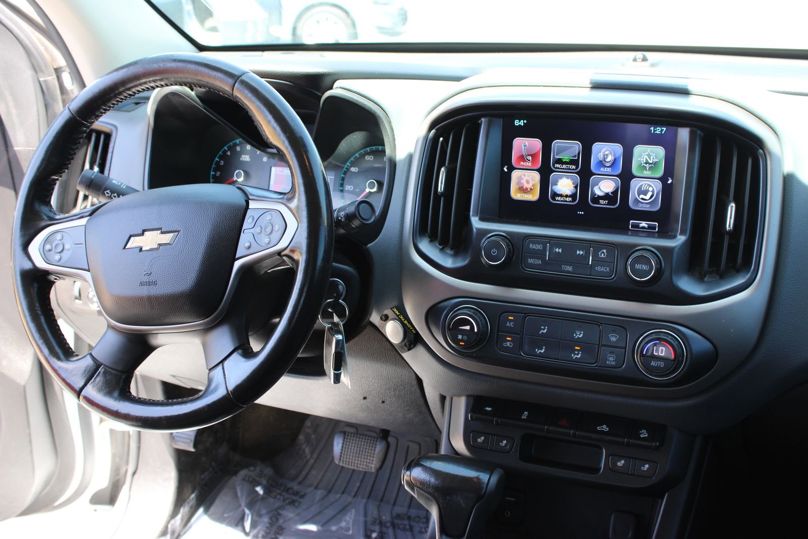 Used 2017 Chevrolet Colorado Z71 AWD/4WD image 25