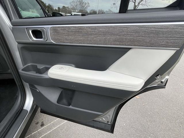 Used 2025 Hyundai Santa Fe Limited image 37