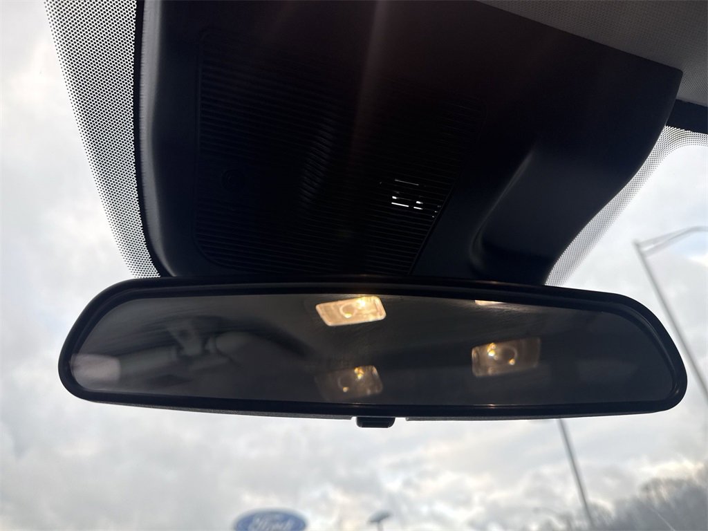 Certified 2025 Ford Maverick XL w/ Equipment Group 102A image 27