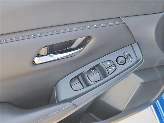 Used 2024 Nissan Sentra SV FWD image 10