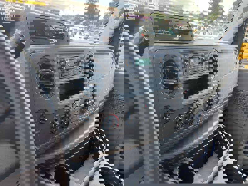 Used 2022 Ford E-350 and Econoline 350 Super Duty RWD image 19