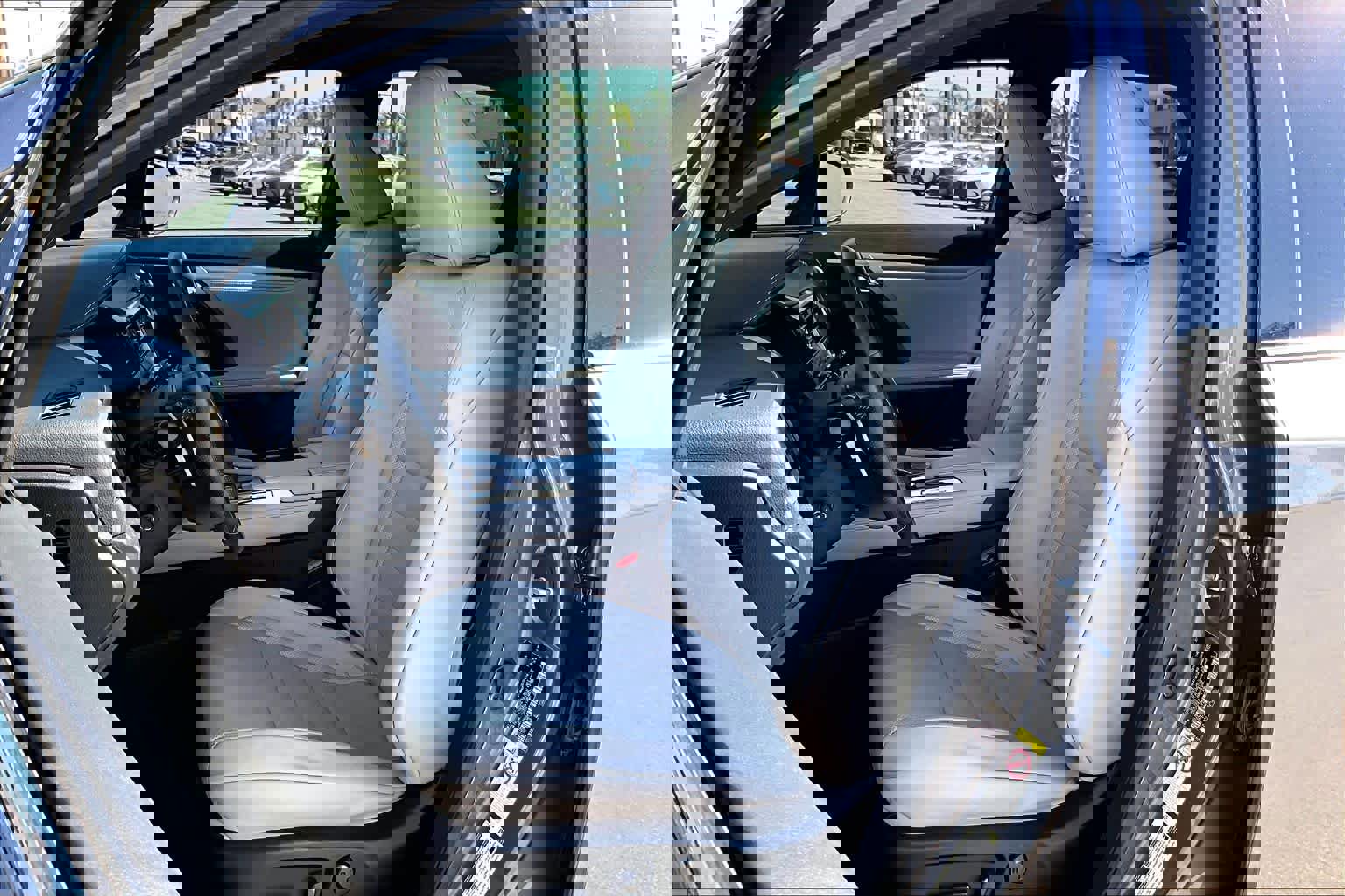 Used 2016 Lexus RX 450h F Sport w/ Cold Weather Package image 7