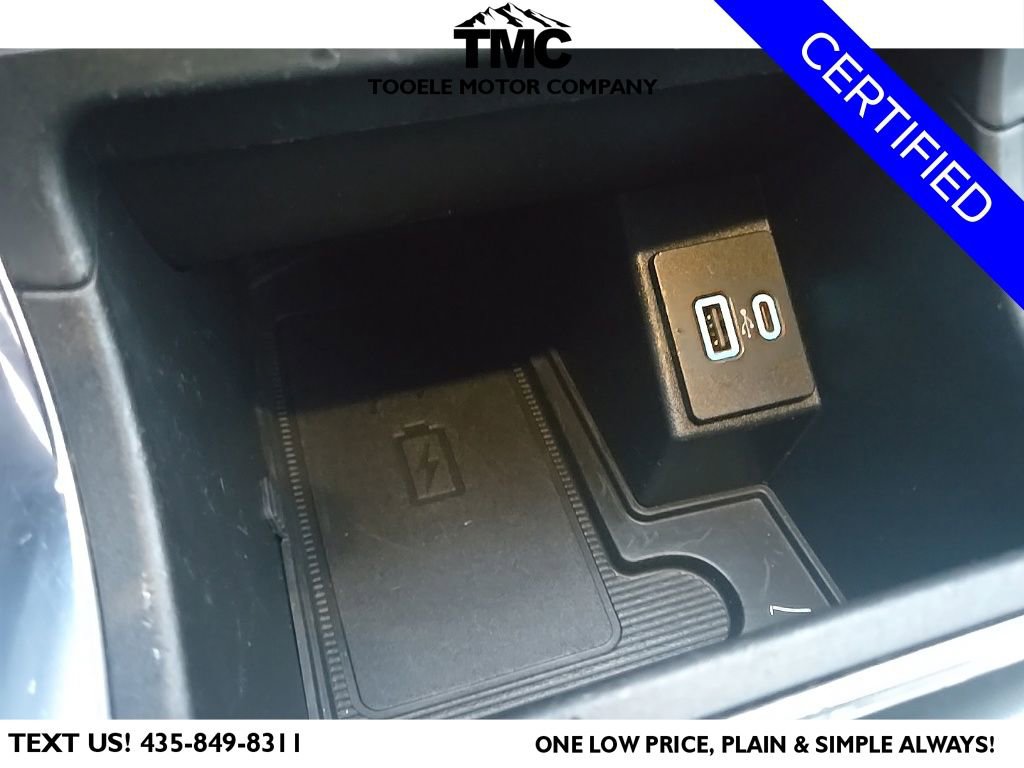 Used 2024 Ford Edge Titanium image 22