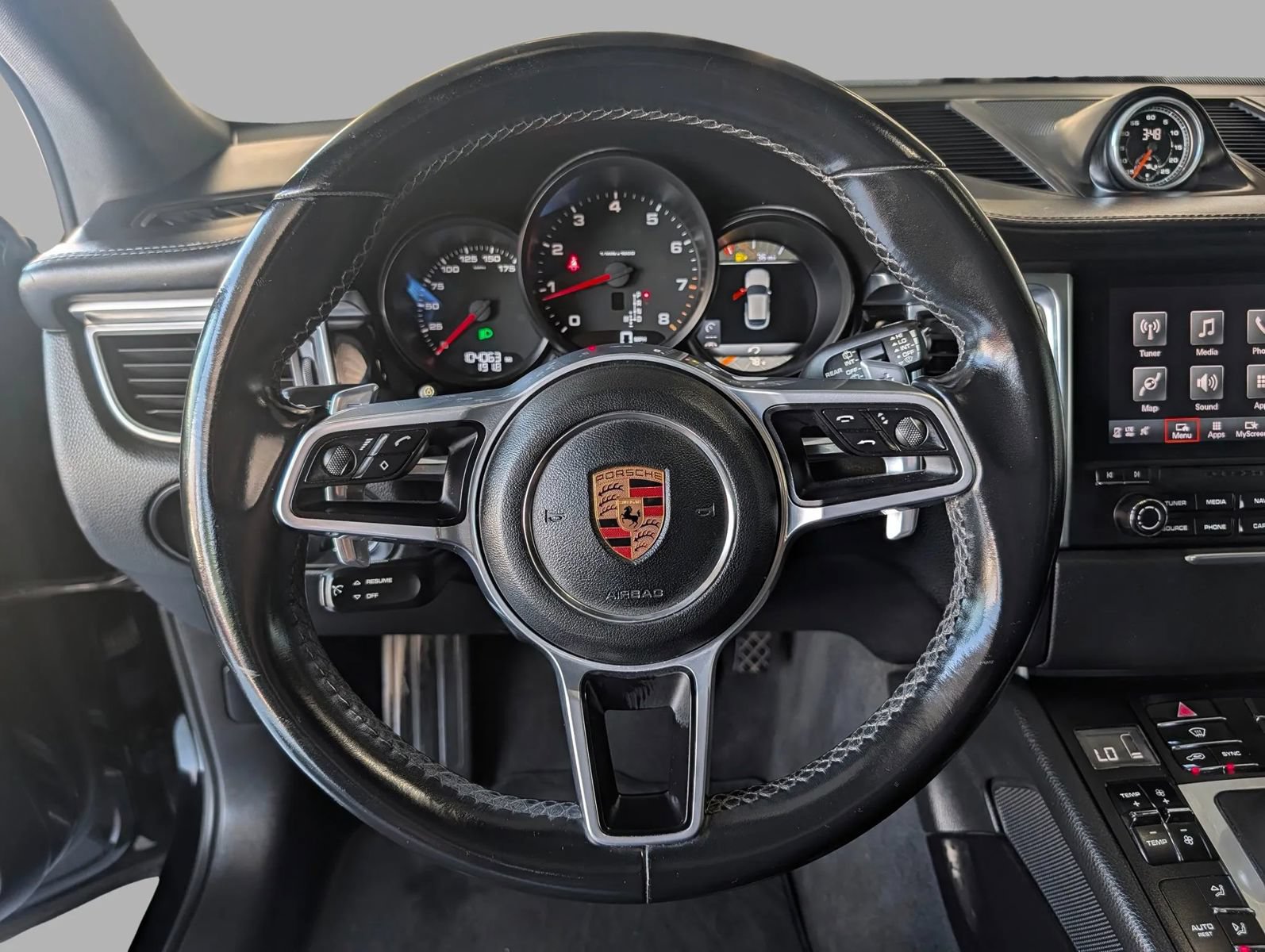 Used 2018 Porsche Macan Sport Edition w/ Premium Package Plus AWD/4WD image 29