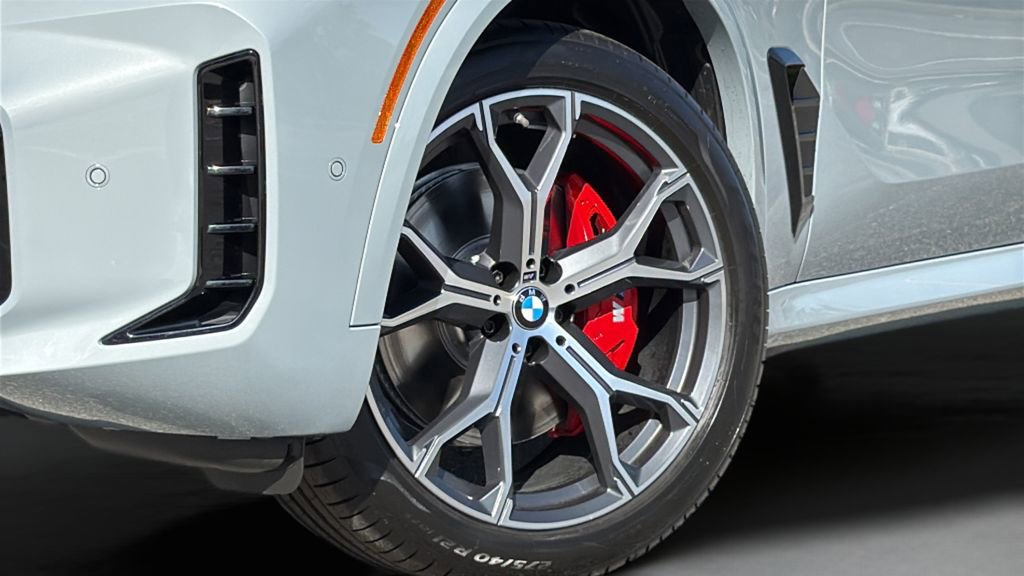 New 2026 BMW X5 xDrive40i w/ M Sport Package image 6