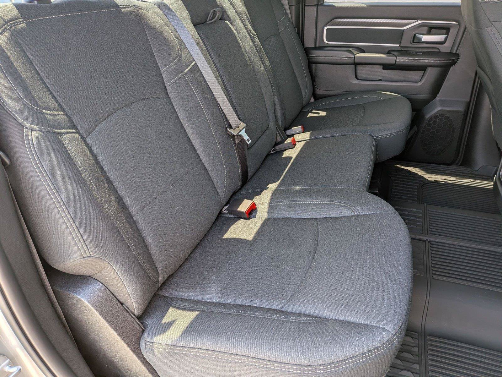 New 2026 RAM 2500 Big Horn AWD/4WD image 35