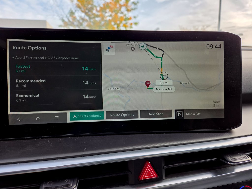 Certified 2025 Kia Sorento SX Prestige AWD/4WD image 11