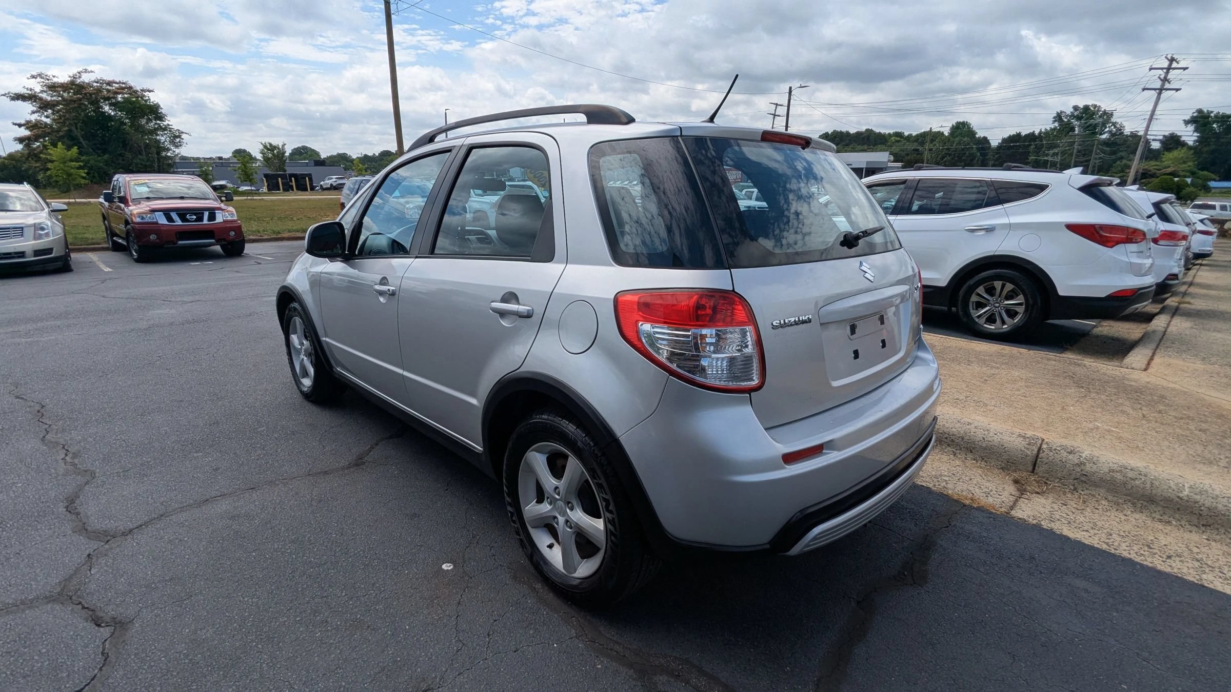 Used 2008 Suzuki SX4 AWD Hatchback image 5