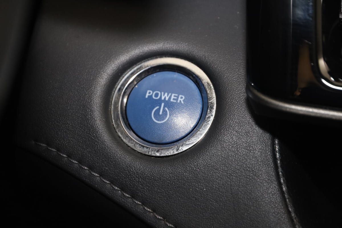 Used 2022 Toyota Highlander XLE FWD image 29