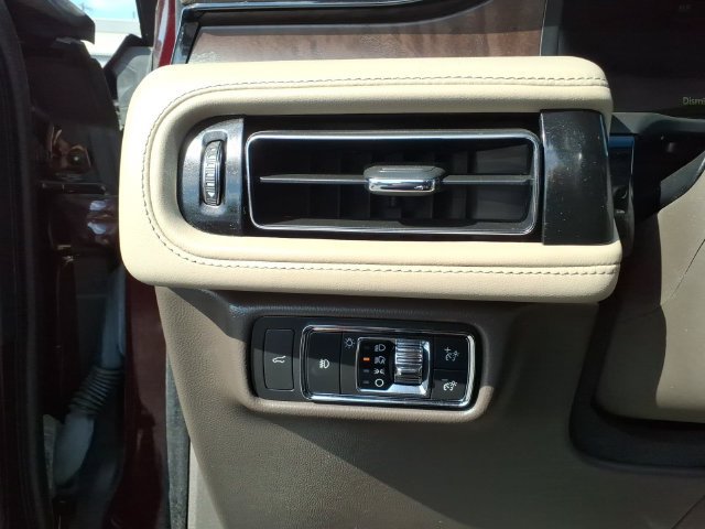 Used 2021 Lincoln Aviator Reserve w/ Elements Package Plus AWD/4WD image 15