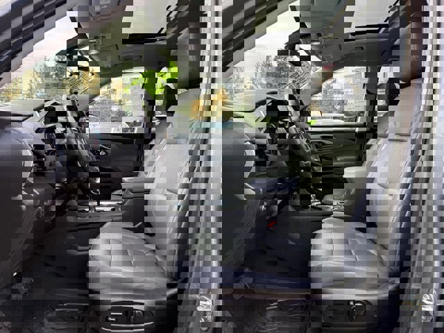 Used 2021 Chevrolet Traverse Premier image 16