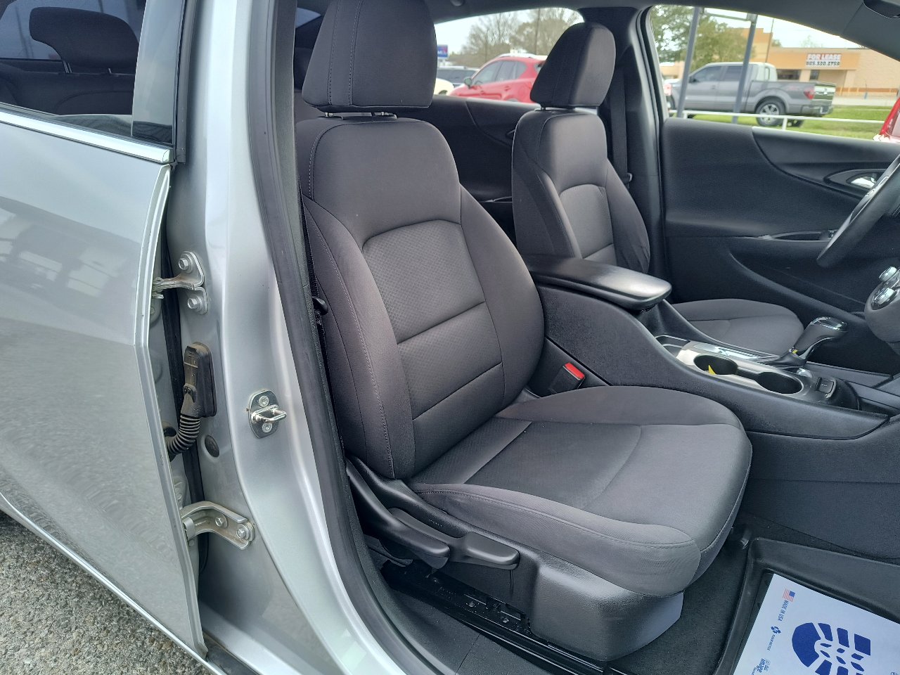 Used 2017 Chevrolet Malibu LS image 20