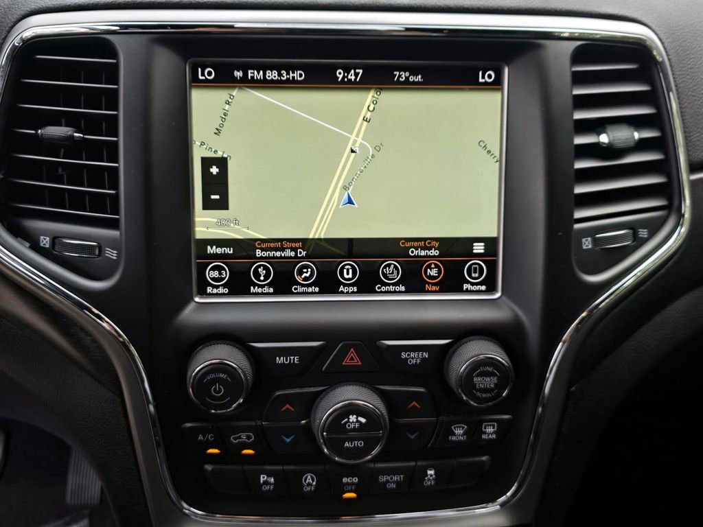 Used 2018 Jeep Grand Cherokee Altitude image 13
