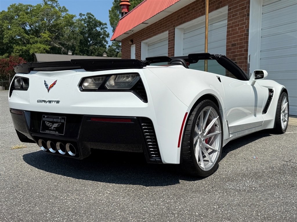 Used 2016 Chevrolet Corvette Z06 w/ 3LZ Preferred Equipment Group image 36