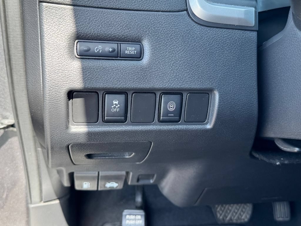 Used 2021 Nissan Murano S AWD/4WD image 18