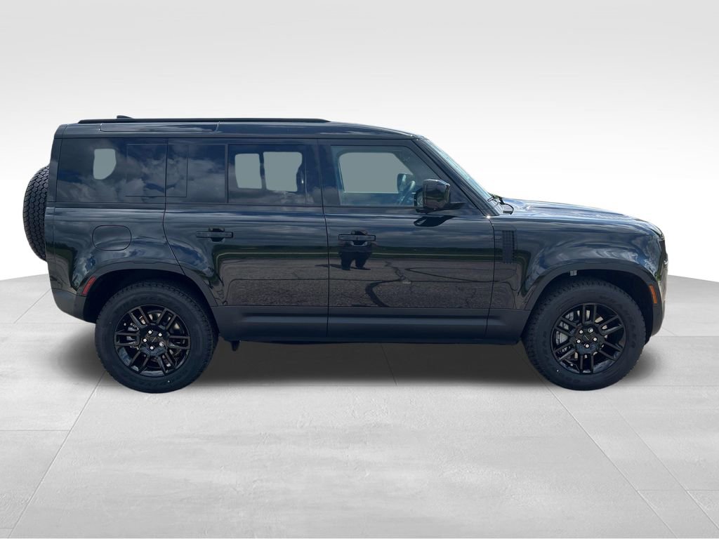 New 2026 Land Rover Defender 110 S AWD/4WD image 6