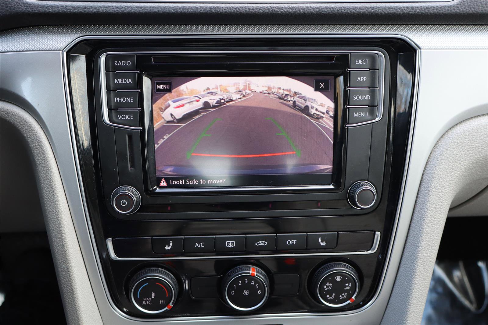 Used 2019 Volkswagen Passat 2.0T Wolfsburg image 20