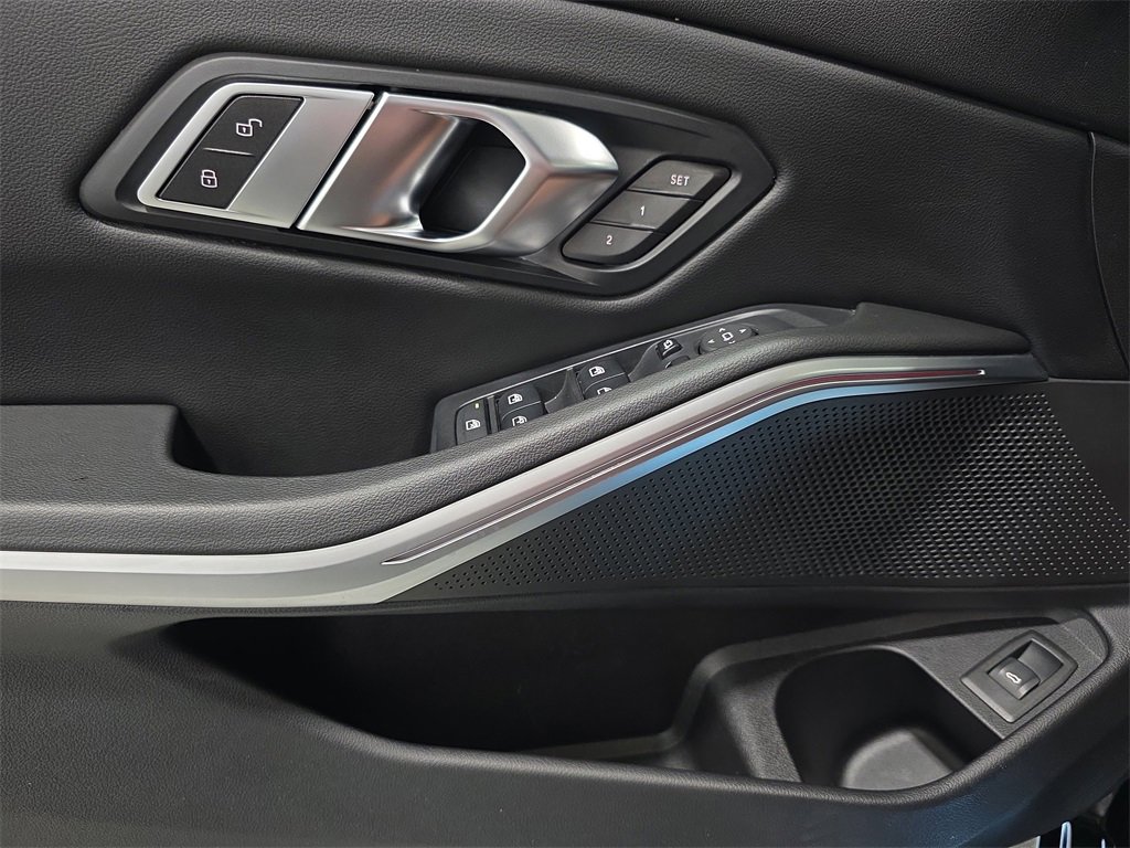 Certified 2023 BMW 330i xDrive Sedan w/ Convenience Package image 23