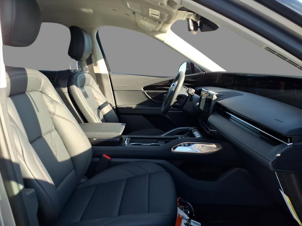 New 2026 Lincoln Nautilus Premier w/ Jet Appearance Package image 13