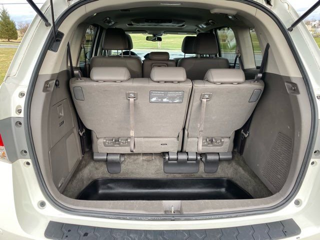 Used 2014 Honda Odyssey Touring Elite image 30