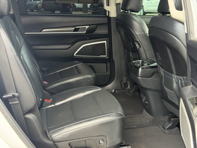 Used 2021 Kia Telluride S FWD image 18