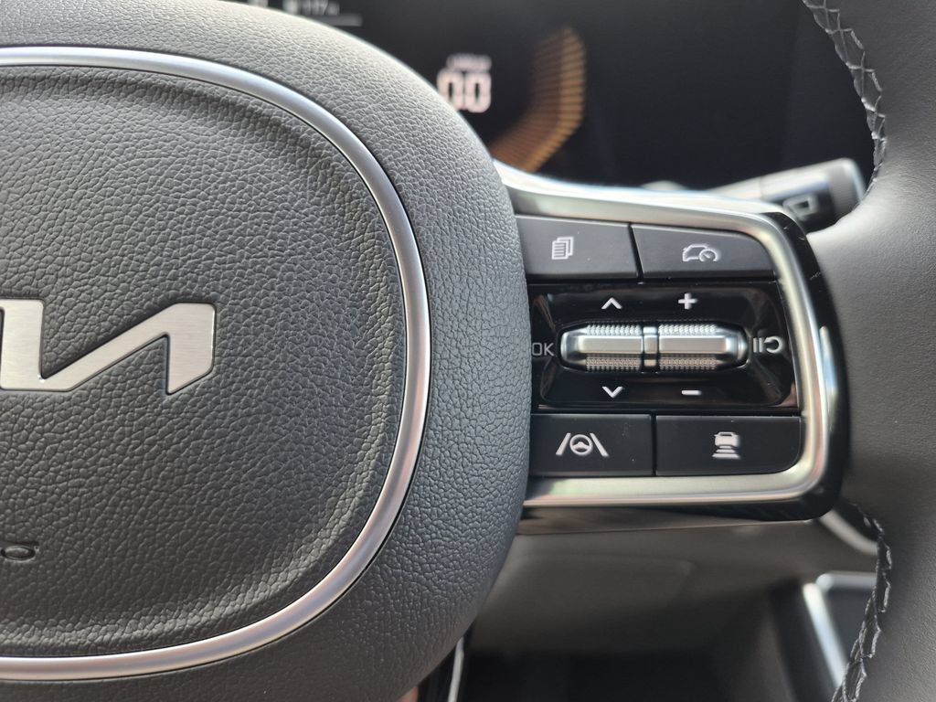 New 2026 Kia Carnival EX FWD image 19