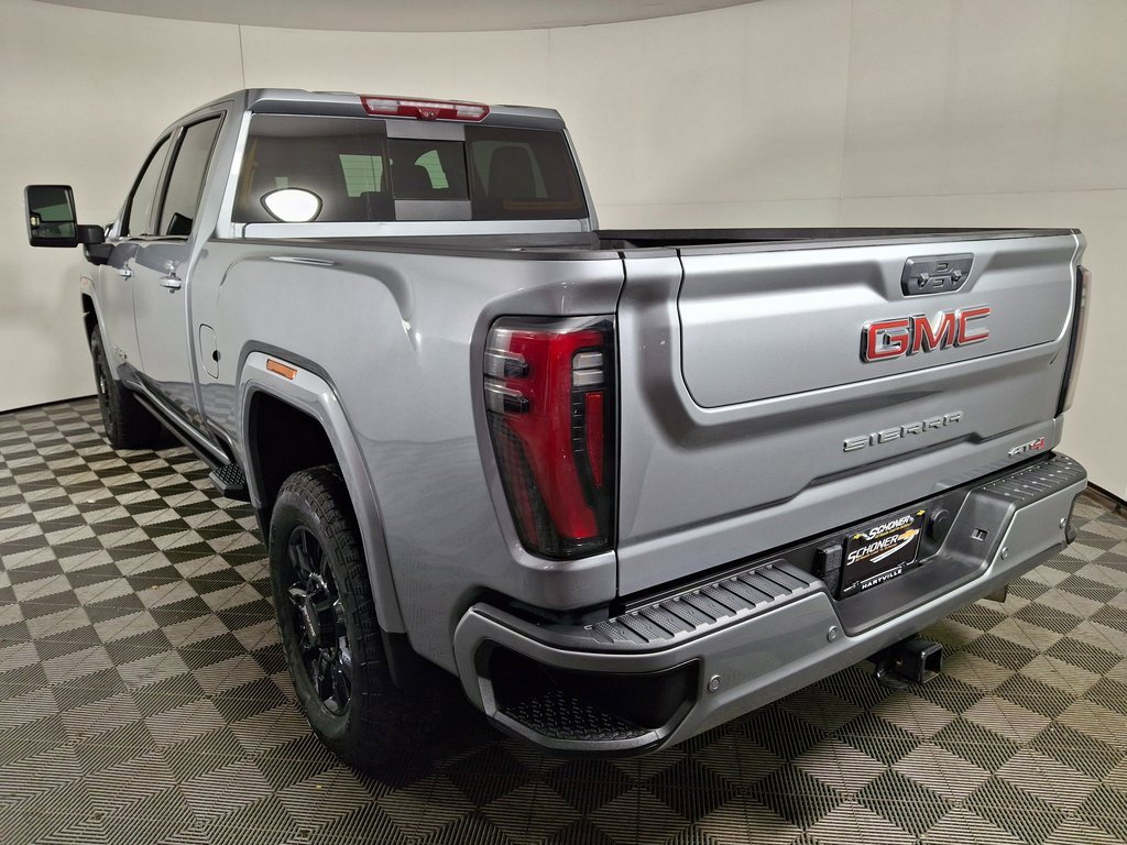 Used 2024 GMC Sierra 2500 AT4 w/ AT4 Premium Plus Package image 3