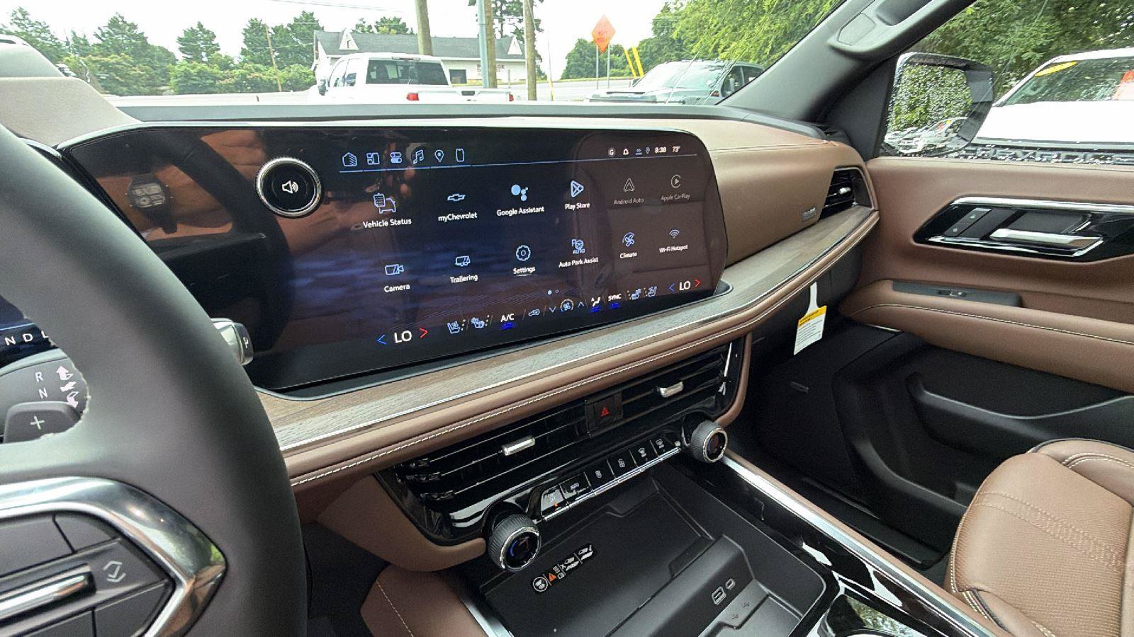 New 2026 Chevrolet Suburban High Country AWD/4WD image 6