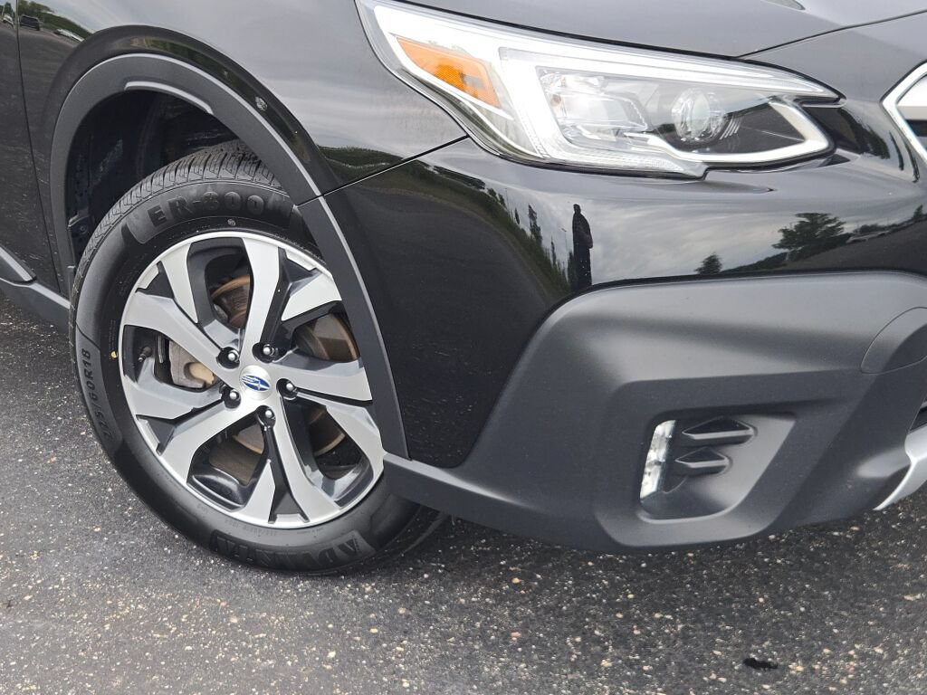 Used 2020 Subaru Outback Limited XT w/ Popular Package #2 AWD/4WD image 3