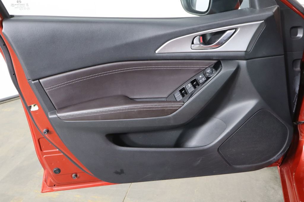 Used 2017 MAZDA MAZDA3 Touring image 20