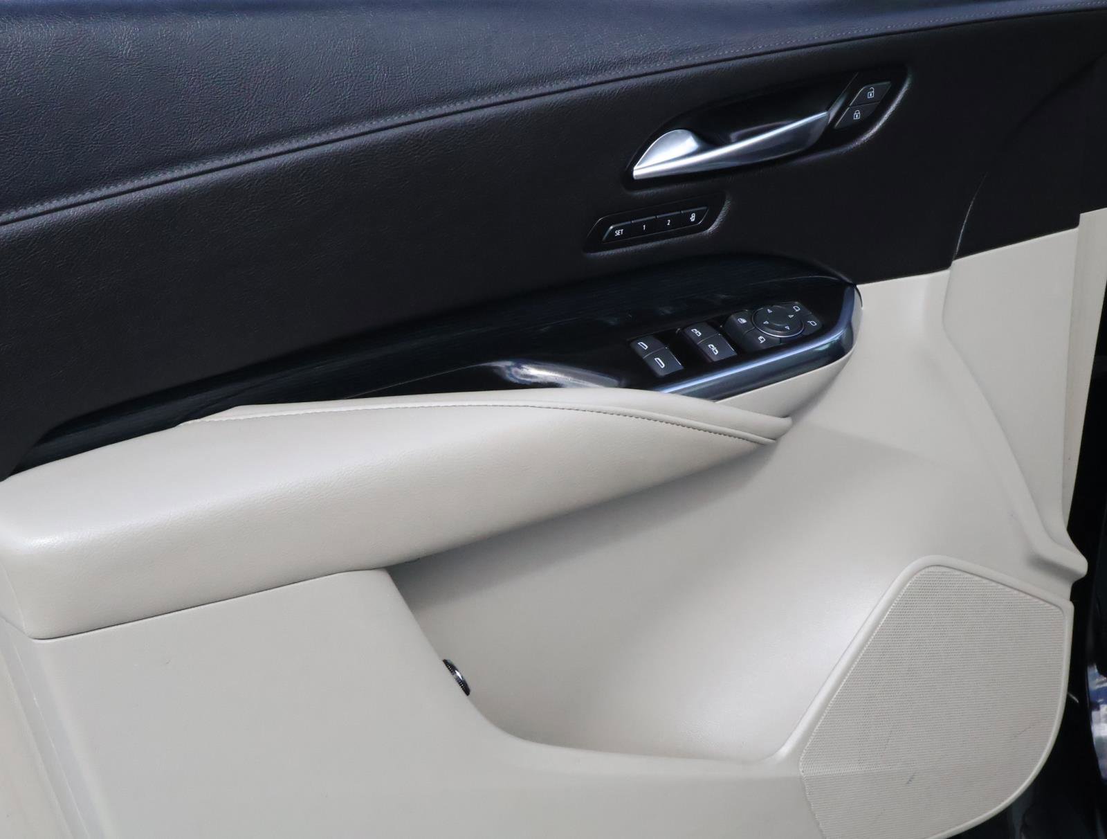 Used 2019 Cadillac XT4 Premium Luxury image 19